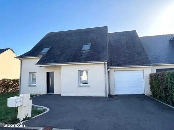 Maison 4 chambres disponible au 1er décembre