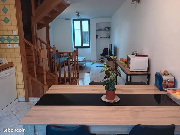 Chambre à louer dans maison en colocation