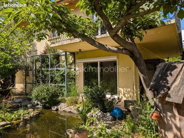 Maison 9 pièces 220 m²