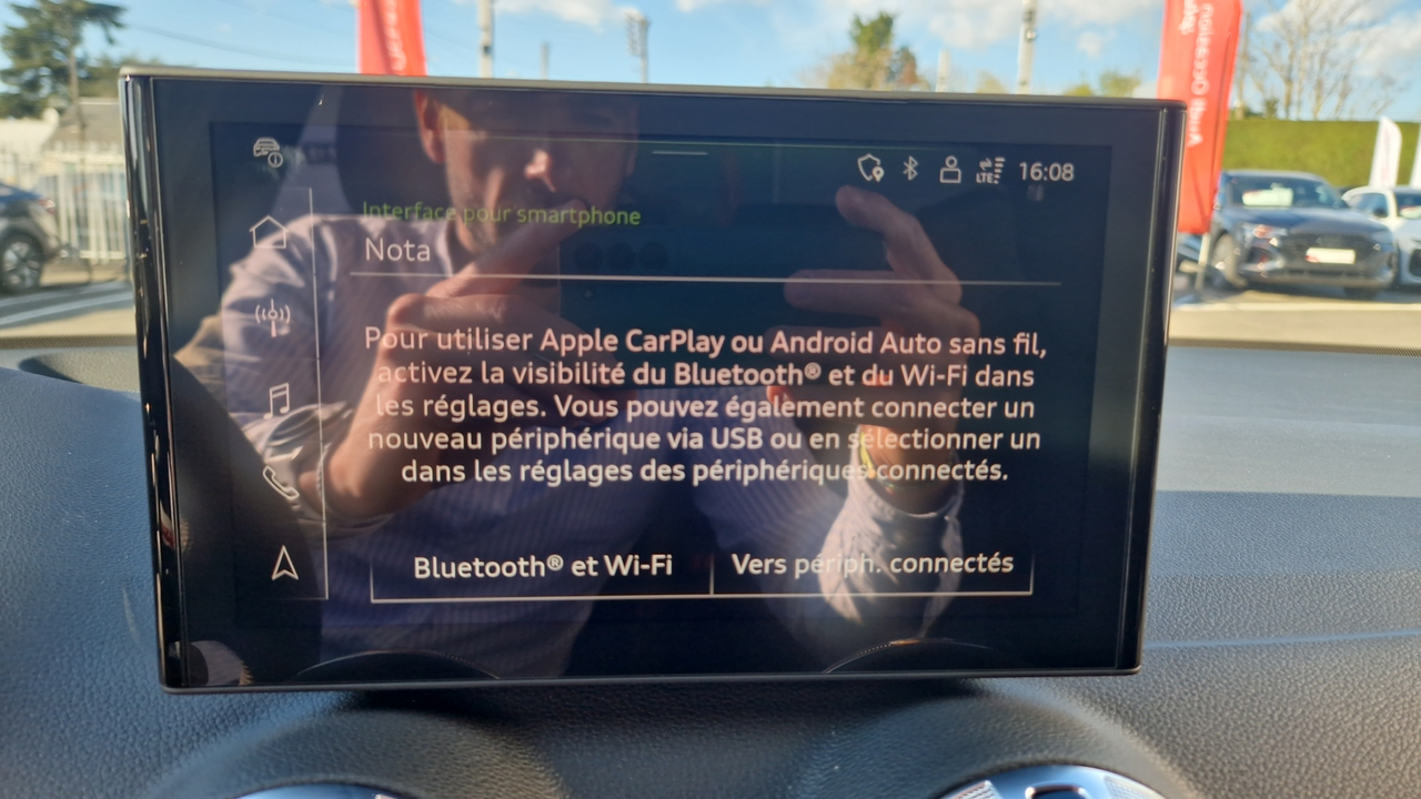 Audi Q2 35 TDI 150 S tronic 7 — photo 25