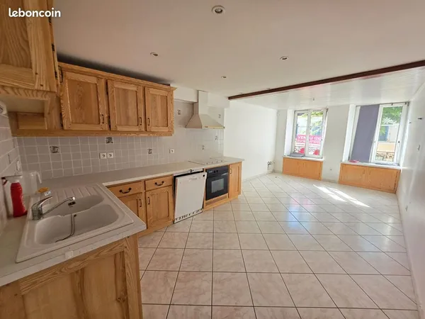Appartement 3 pièces 171 m²