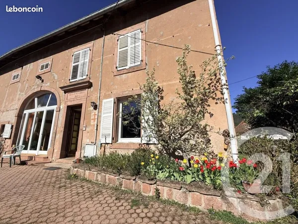 Maison 9 pièces 200 m²