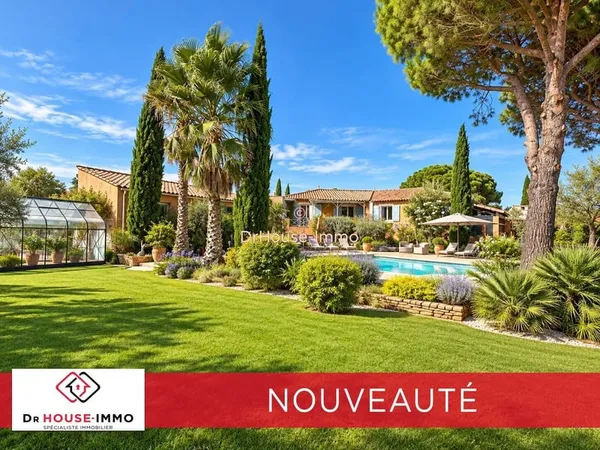MAISON de 232 m² DE GRAND STANDING , 3 suites , une dépendance , piscine , garage - CŒUR DU MINERVOI