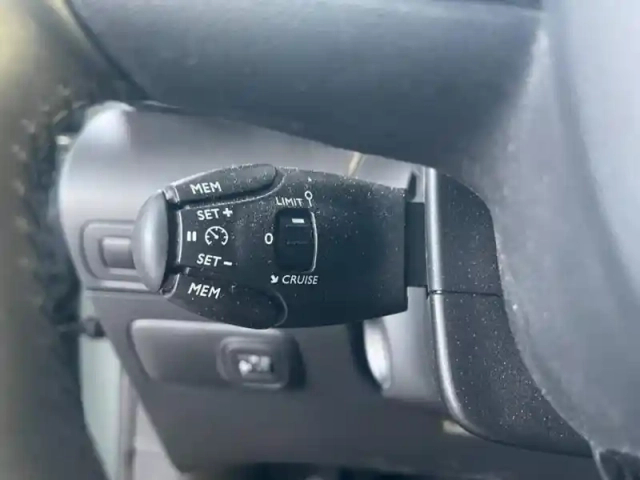 Citroën C3 Aircross puretech 130ch s&amp;s shine pack eat6 — photo 13