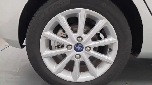 Ford Fiesta 1.0 ecoboost 125 ch s&amp;s bvm6 — photo 17