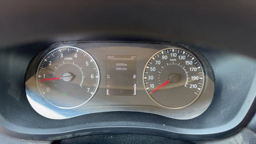 Renault Master 2.3 dCi 165 - Cabine Benne – 2023 – 60285 km – Diesel – Boîte Manuelle — photo 25