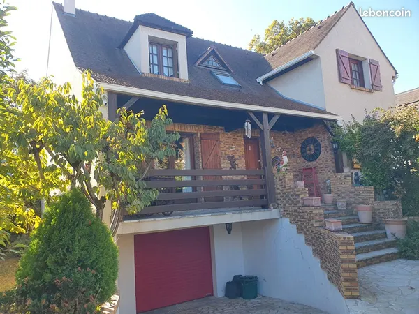 Maison 8 pièces 145 m²