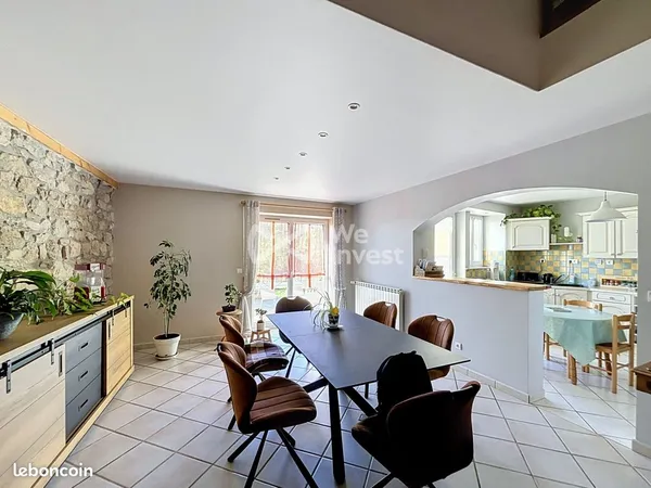 Maison de village 5 pièces 229 m²