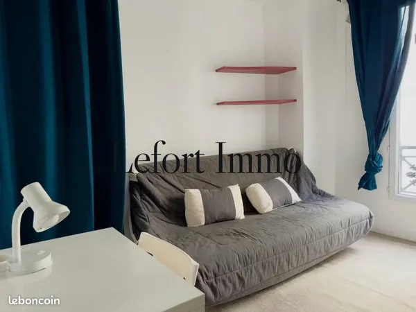 Studio 1 pièce 19 m²