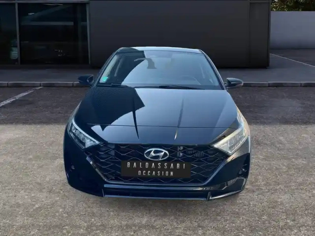 Hyundai I20 1.0 t-gdi 100 dct-7 hybrid 48v — photo 8