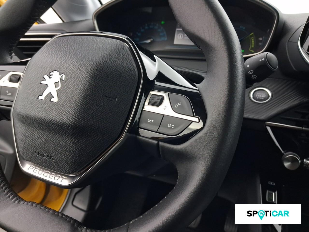 Peugeot 208 e-208 136ch like — photo 17