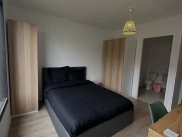 Chambre à louer, Wc et Sdb privative