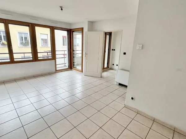 T1 bis de 31 m2 / Balcon DPE D / Garage possible