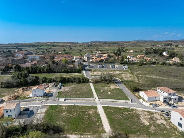 Terrain en lotissement 320 m²