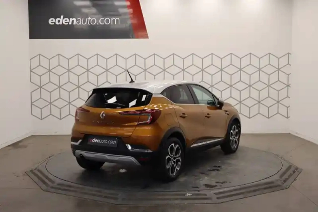 Renault Captur tce 100 — photo 60