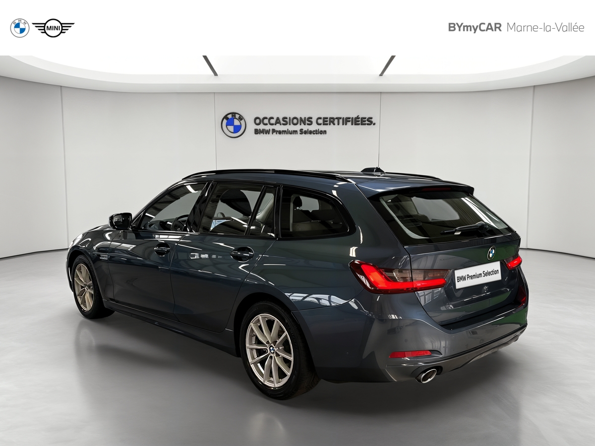 BMW Touring 318d 150 ch BVA8 — photo 3