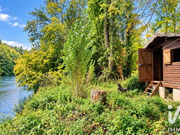 Terrain 1548 m²