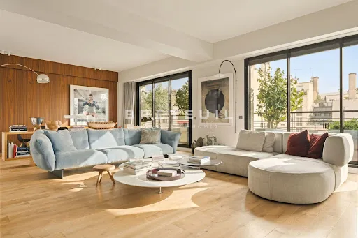 Appartement 4 pièces 141 m²