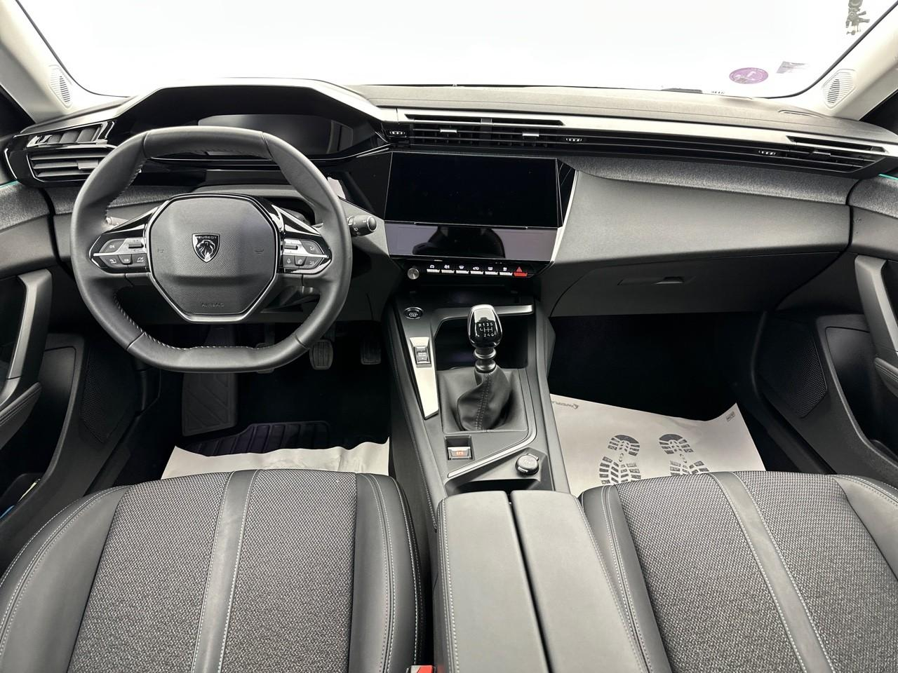 Peugeot 308 puretech 130ch s&s bvm6 allure — photo 11