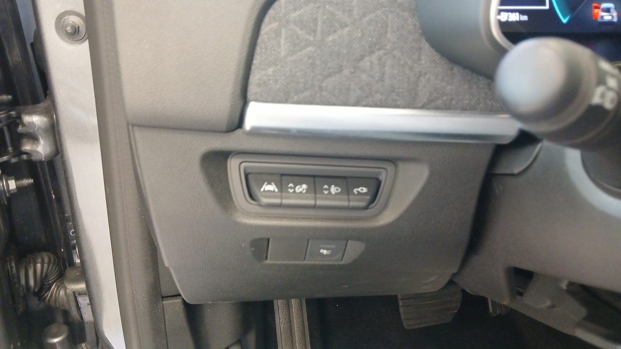 Renault Zoe R135 - MY22 — photo 19