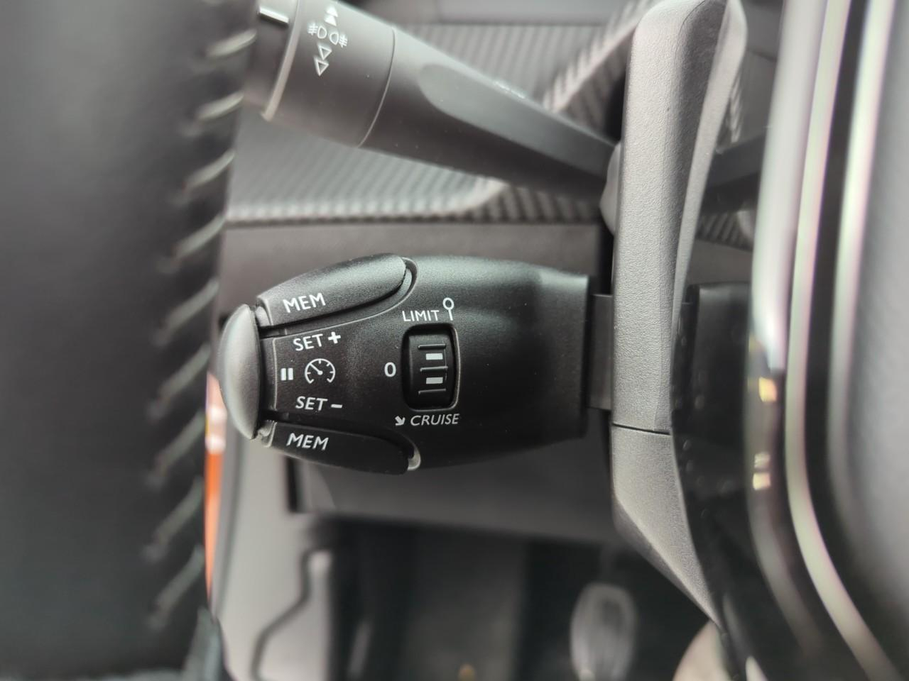Peugeot 2008 puretech 100 s&s bvm6 active pack — photo 20