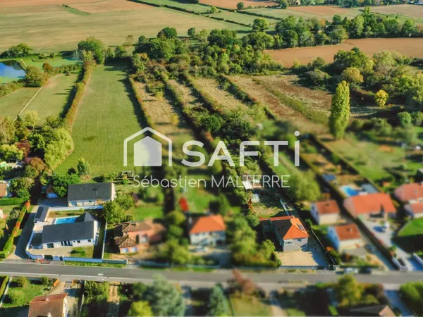 Saint Marcel - Maison sur sous-sol - terrain clos