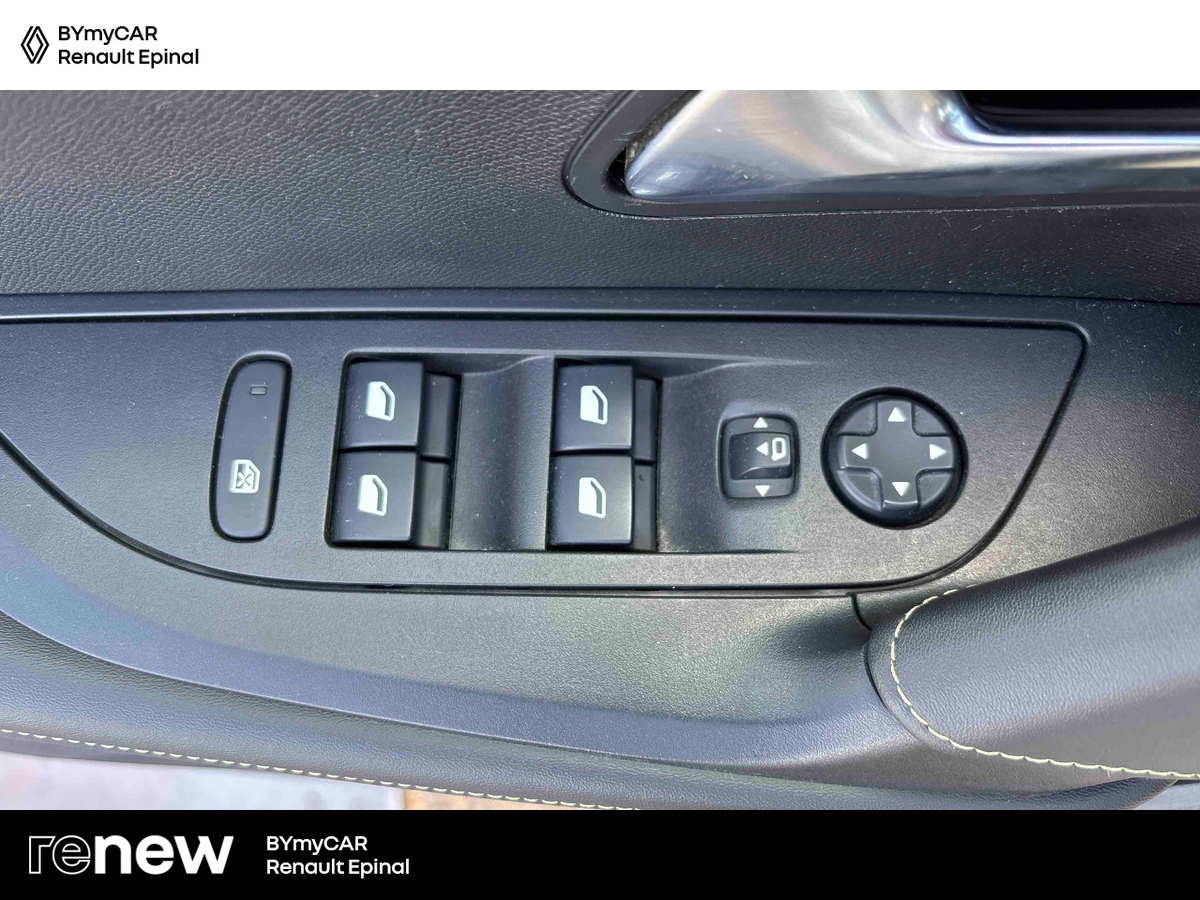 Peugeot 2008 PureTech 130 S&amp;S — photo 17