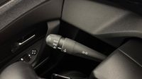 Peugeot 308 PHEV 180ch Allure Pack e-EAT8 — photo 23