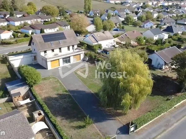 Maison 7 pièces 225 m²