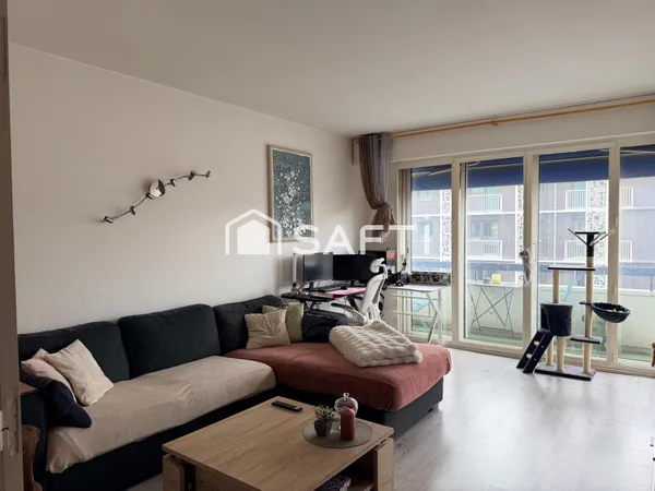 Appartement 61m2 + balcon entre gare & plateau