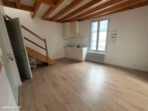 Beau F2 28m² en duplex