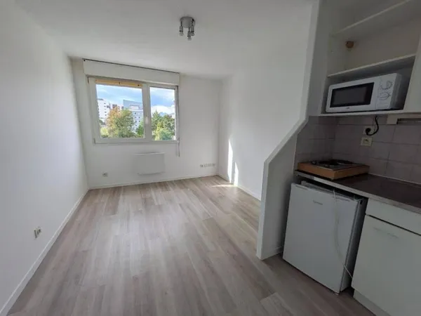 Studio 1 pièce 16 m²