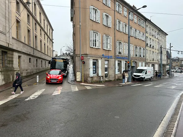 Local commercial 60 m²