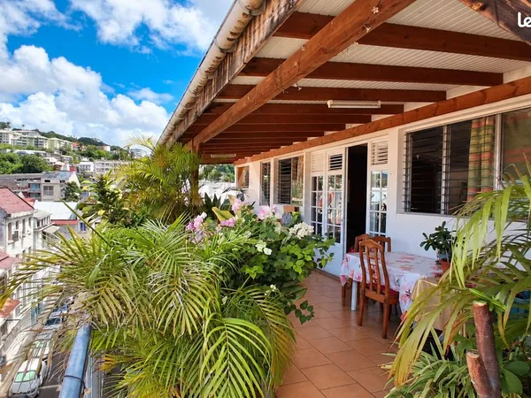 Immeuble de rapport 19 pièces 742 m²