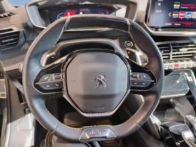 Peugeot 2008 puretech 130 s&amp;s eat8 gt — photo 12