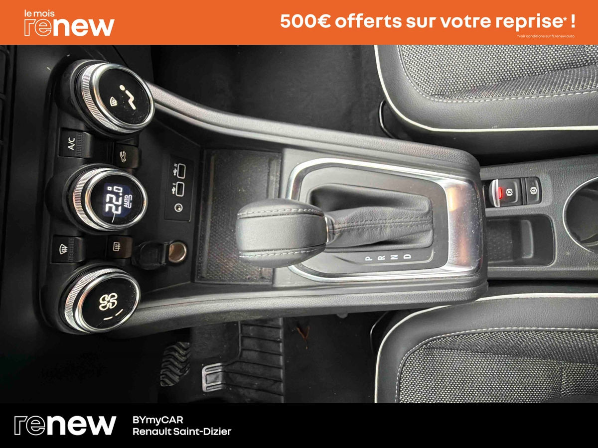 Renault Captur mild hybrid 160 EDC — photo 22