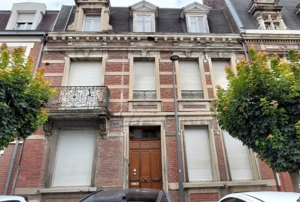 Maison 8 pièces 249 m²