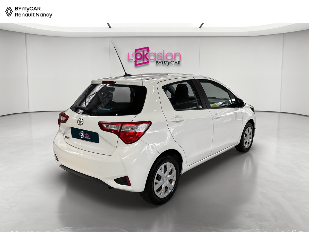 Toyota Yaris 70 VVT-i — photo 5