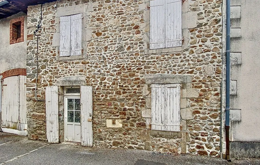Photo 1