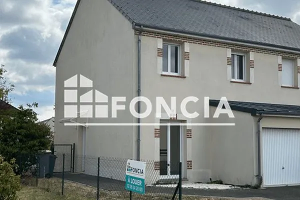 Maison Location Orléans 4p 81m² 1050€