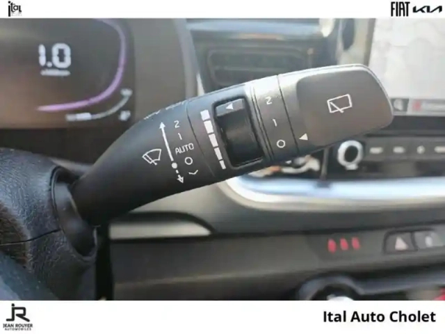 Kia Stonic 1.0 t-gdi 100ch active dct7 — photo 15