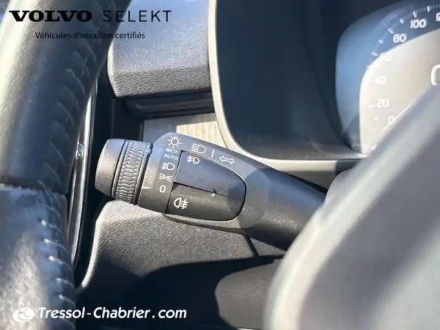 Volvo Xc40 d3 adblue 150 ch geartronic 8 inscription — photo 17