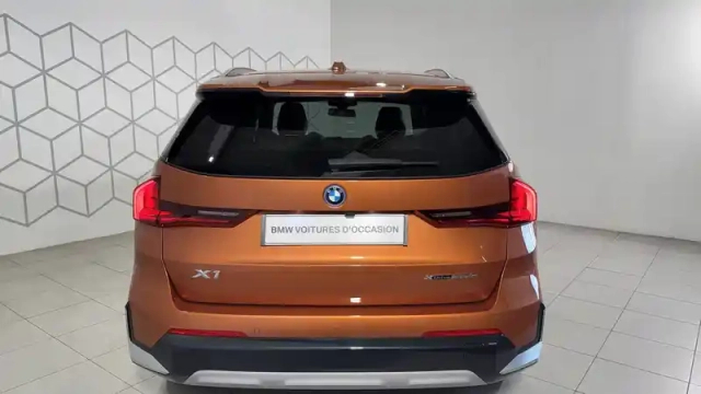 Bmw X1 xdrive 25e 245ch dkg7 — photo 3