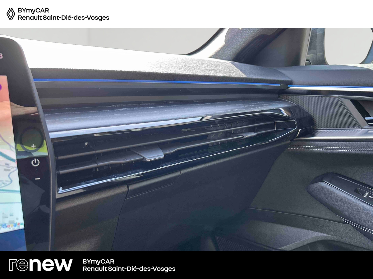 Renault Austral E-Tech hybrid 200 — photo 18