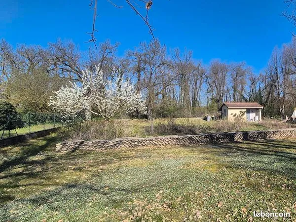 Terrain 631 m² Saint Paul Les Romans