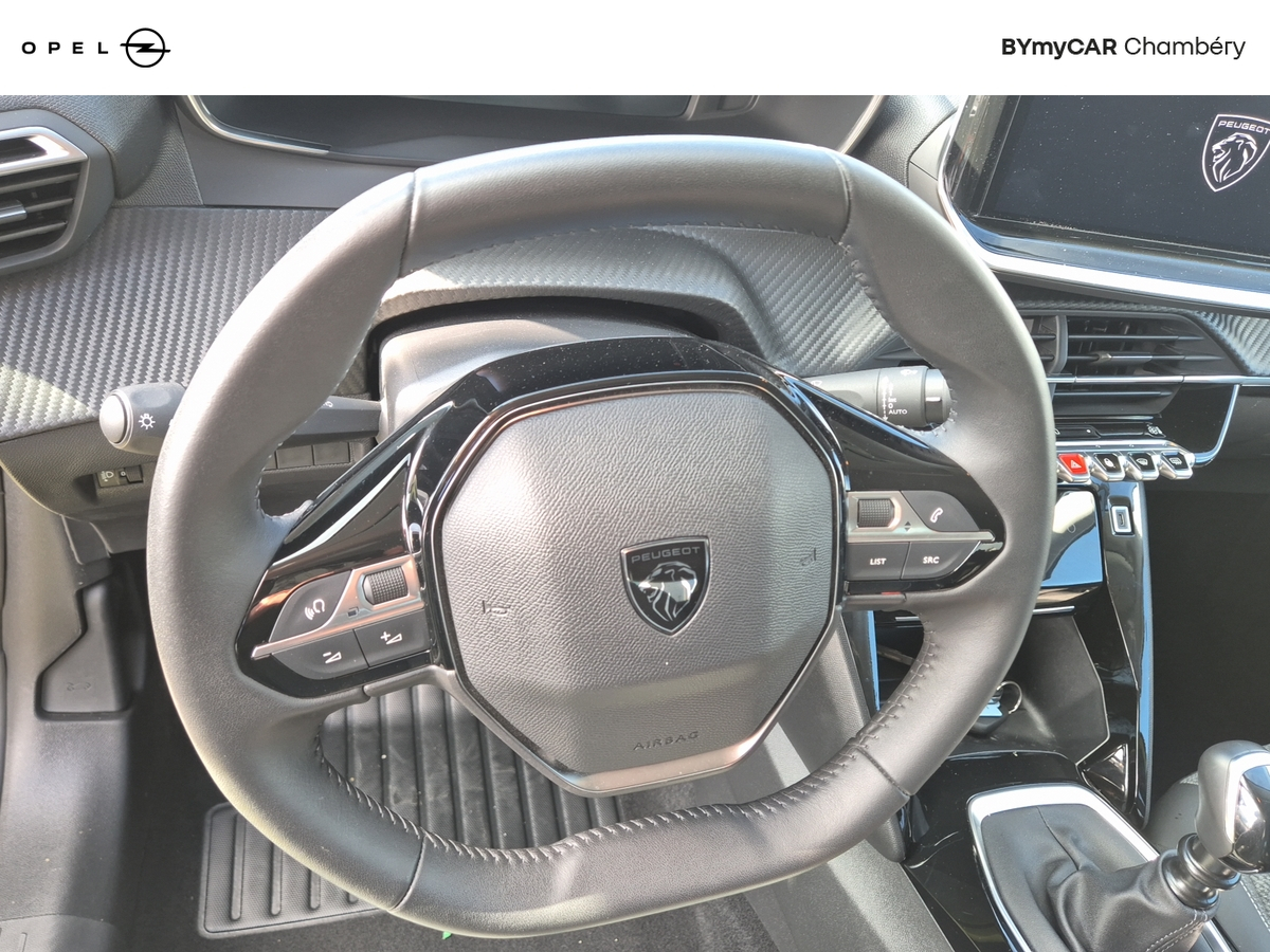 Peugeot 208 PureTech 100 S&amp;S BVM6 — photo 10