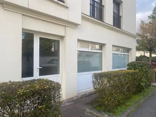Local commercial 44 m²
