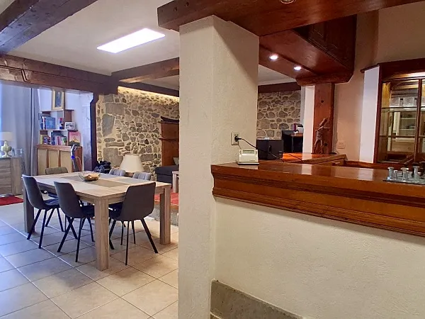 Appartement T4, 106 m2 quartier historique LA ROCHE SUR FORON 74800