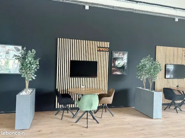 Bureau / Coworking climatisé à Saint-Cannat - 249 /mois