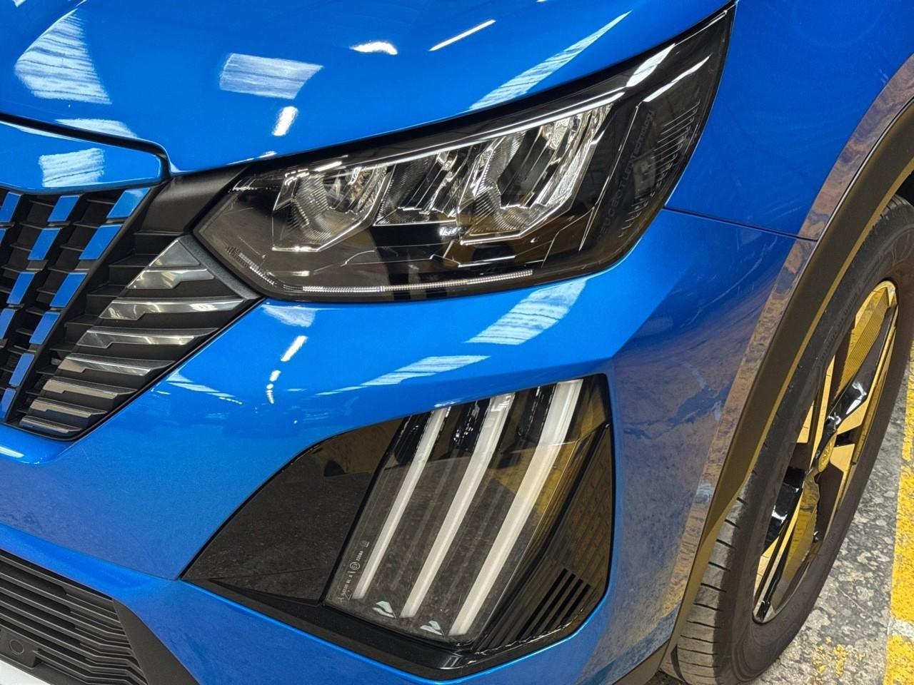 Peugeot 2008 1.2 puretech 130ch s&s allure eat8 — photo 21